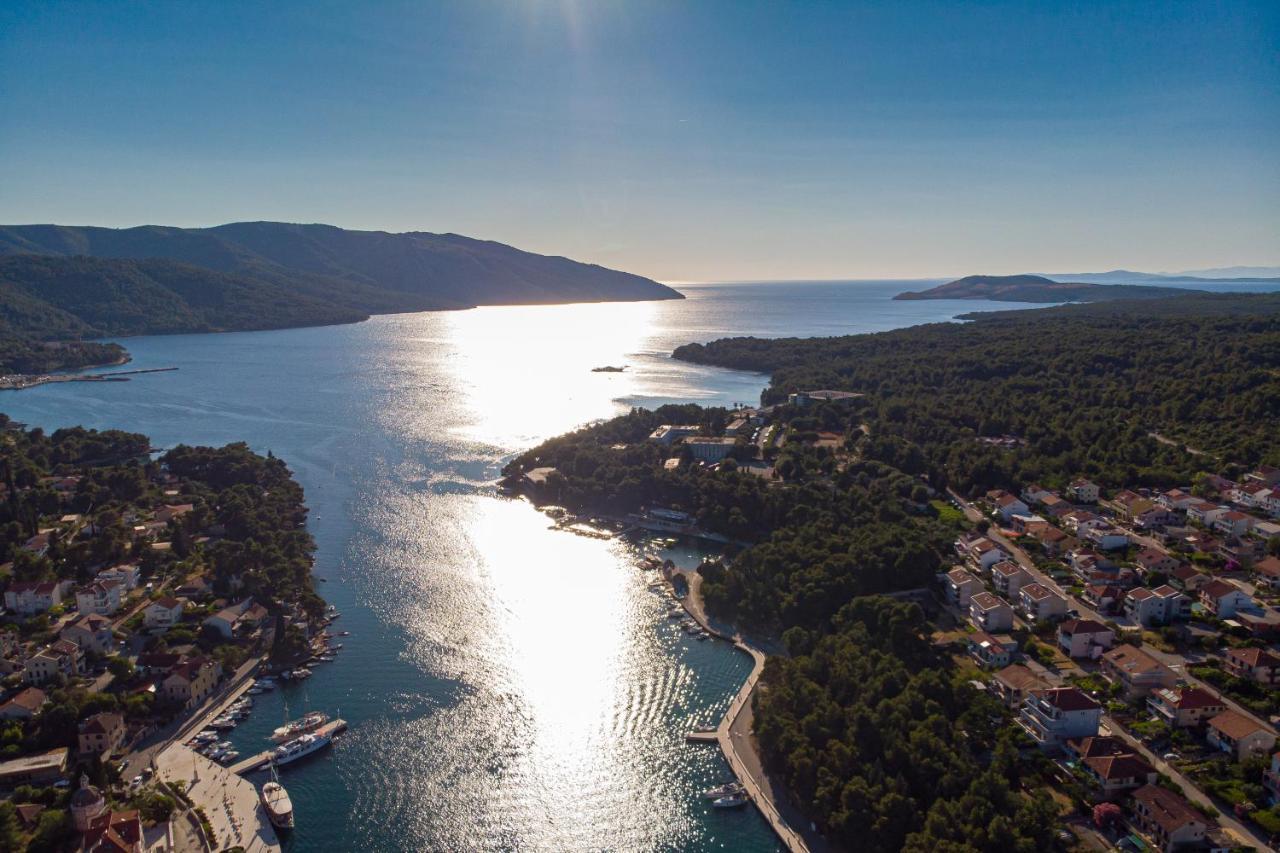 Apartments Ljubo Stari Grad  Kültér fotó