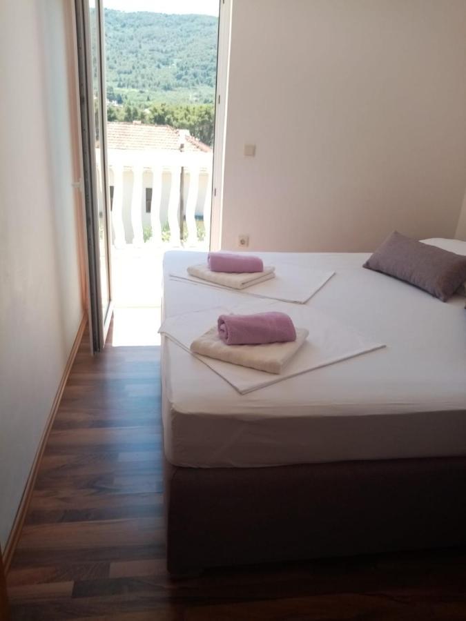 Apartments Ljubo Stari Grad  Kültér fotó